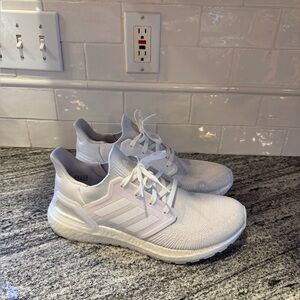 Men’s Adidas UltraBoost 20 White Iridescent FW8721 Size 11.5